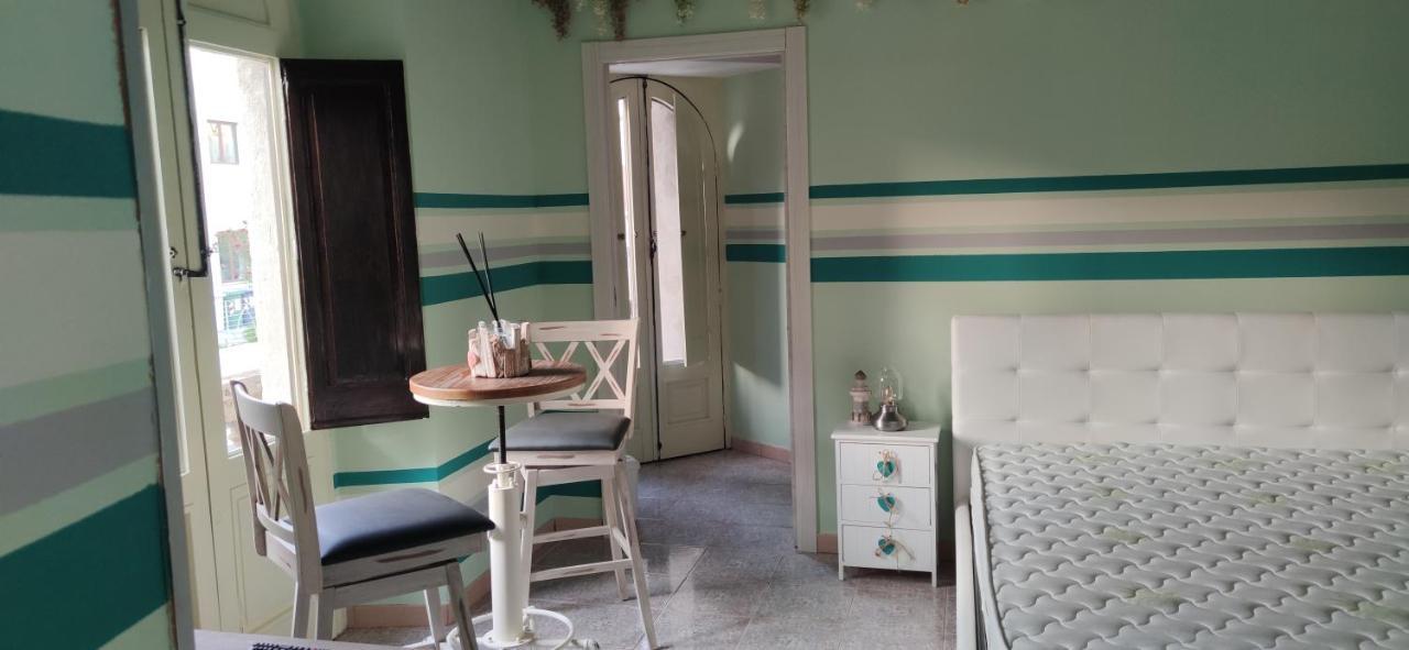 Room Rome Roccella Ionica Exterior foto